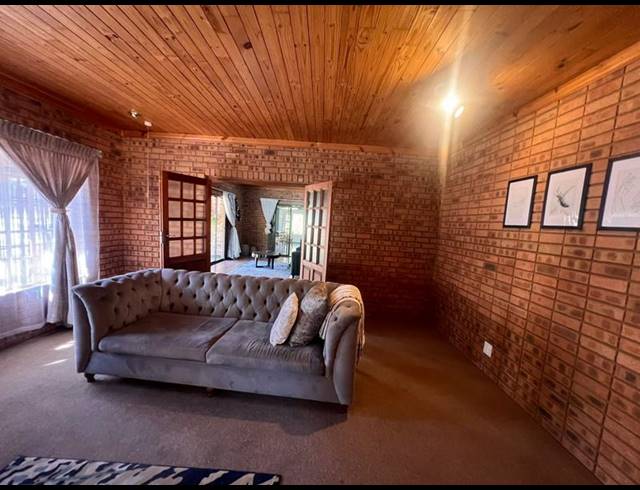 FARM FOR SALE IN PRETORIA WEST